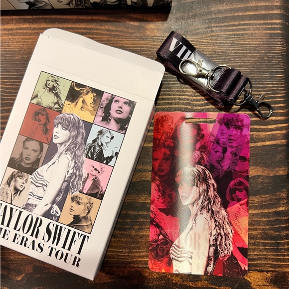 Taylor Swift Eras Tour 2024 VIP Box Complete - Picture 2 of 9